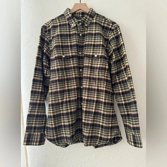 Everlane The Brushed Flannel Shirt Beech Plaid Size Large NWT $90 MSRP - Picture 3 of 13